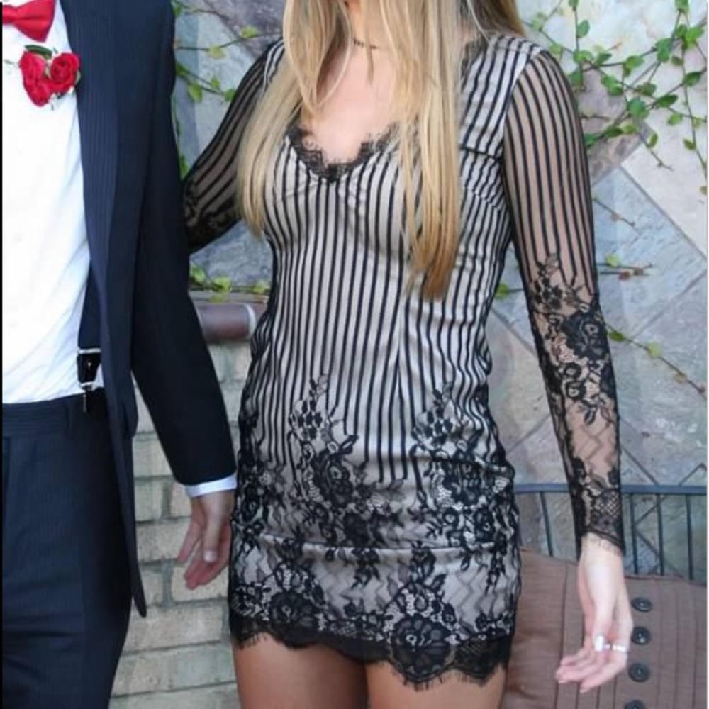 TOBI LACE BODYCON DRESS!